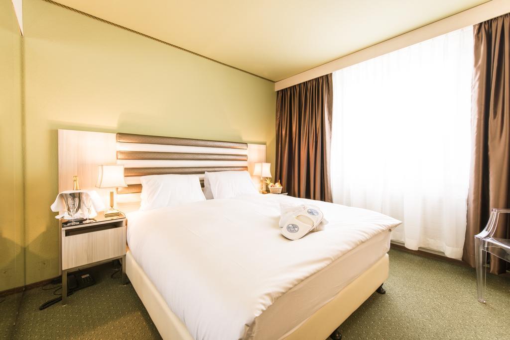 Posthotel Holiday Villa 아로사 외부 사진