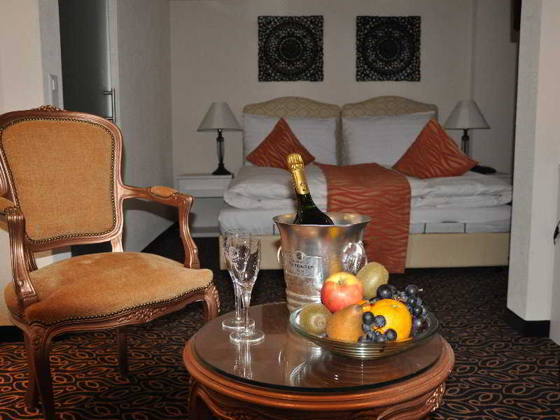 Posthotel Holiday Villa 아로사 객실 사진